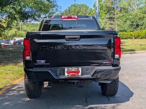 New 2026 Chevrolet Colorado ZR2 w/ Technology Package AWD/4WD image 3
