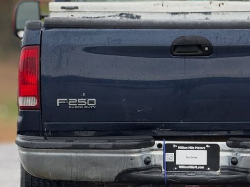Used 2003 Ford F250 XL image 13