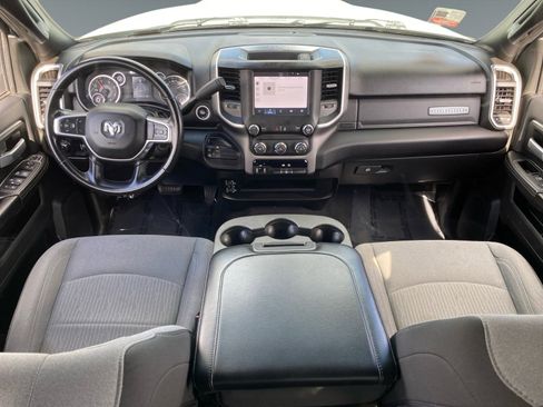 Used 2024 RAM 2500 Big Horn AWD/4WD image 10
