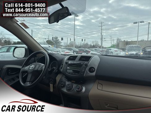 Used 2011 Toyota RAV4 4WD image 18