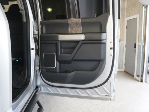 Used 2017 Ford F250 Lariat w/ Lariat Ultimate Package image 37