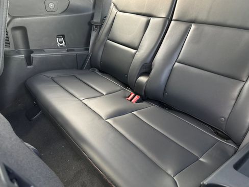 New 2025 Ford Explorer ST image 12