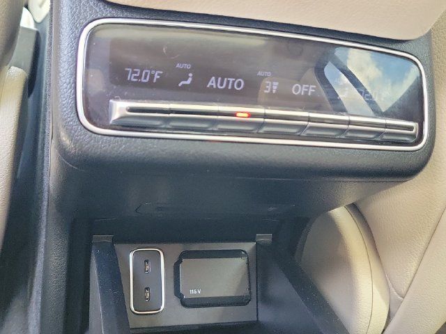 Used 2022 Mercedes-Benz GLS 450 4MATIC image 25