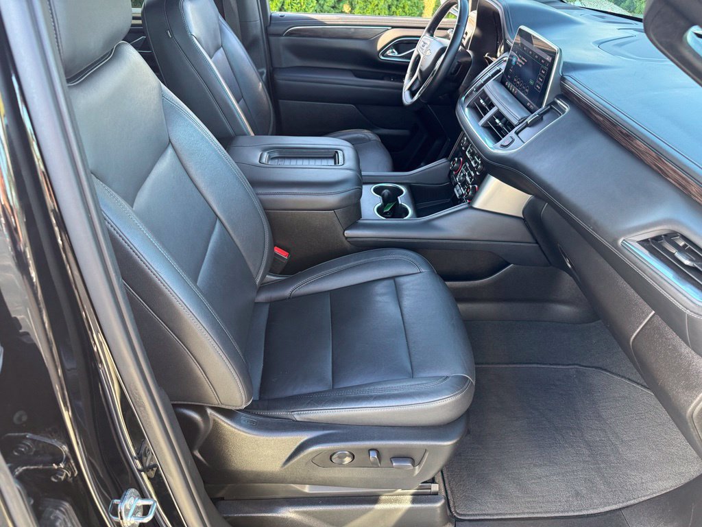 Used 2021 Chevrolet Tahoe LT w/ LT Signature Package RWD image 43