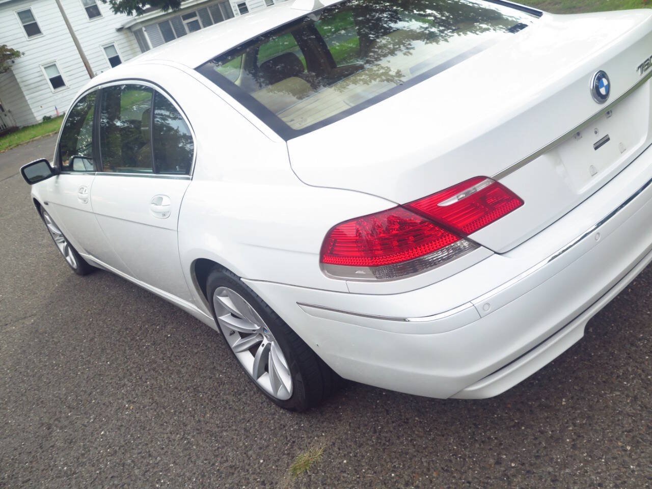 Used 2007 BMW 750Li RWD image 35