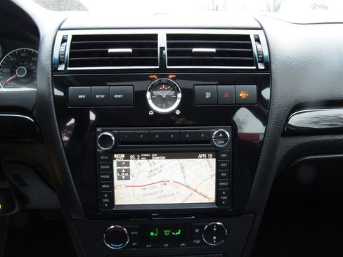 Used 2009 Ford Fusion SEL image 26