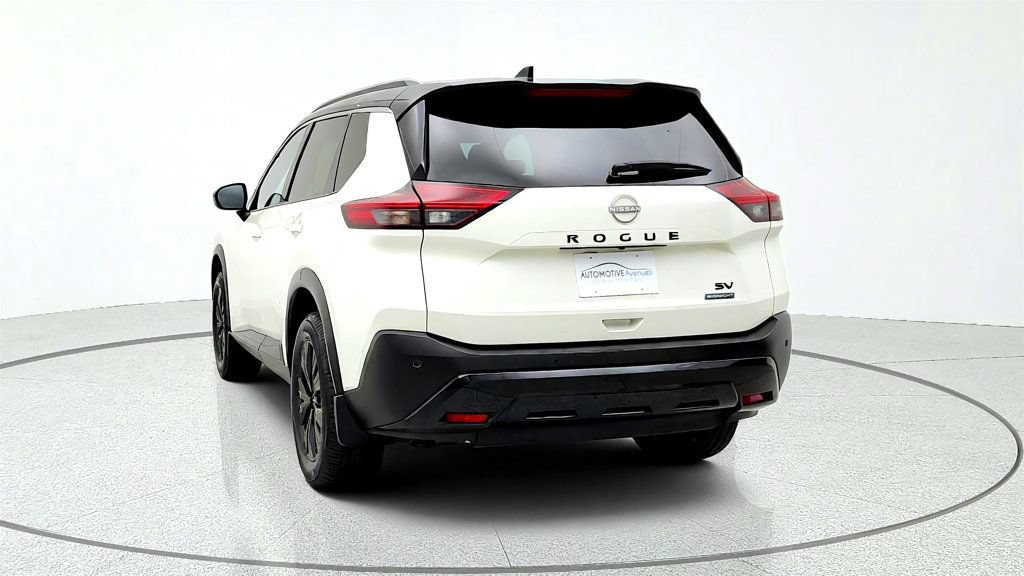 Used 2023 Nissan Rogue SV w/ SV Premium B Package FWD image 6
