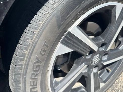 Certified 2024 Nissan Sentra SV FWD image 17