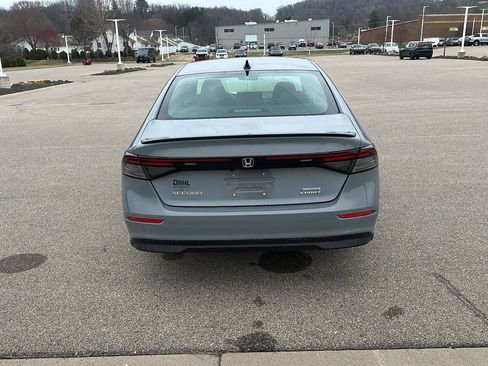 Used 2023 Honda Accord Sport image 4