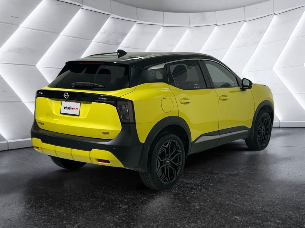 Used 2025 Nissan Kicks SR FWD image 4