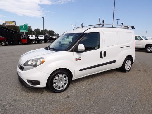 Used 2019 RAM ProMaster City Tradesman SLT image 3