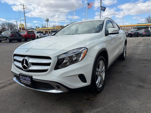 Used 2017 Mercedes-Benz GLA 250 4MATIC image 7