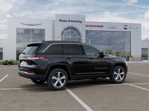 New 2026 Jeep Grand Cherokee Limited RWD image 4