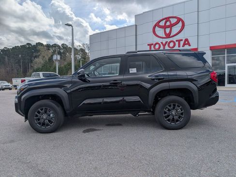 New 2026 Toyota 4Runner SR5 image 2