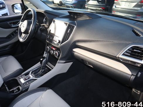 Used 2022 Subaru Forester Limited image 25