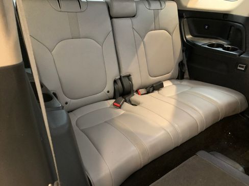 Used 2024 Honda Pilot EX-L image 57