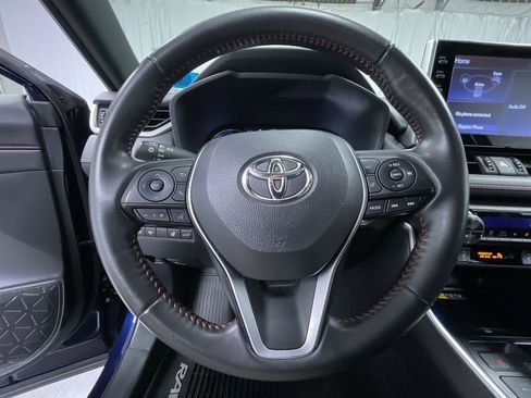 Certified 2022 Toyota RAV4 XSE image 18