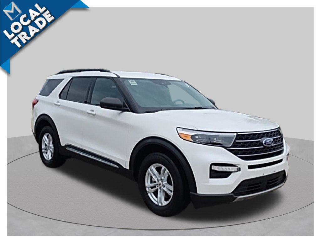 Used 2020 Ford Explorer XLT w/ Equipment Group 202A AWD/4WD image 3