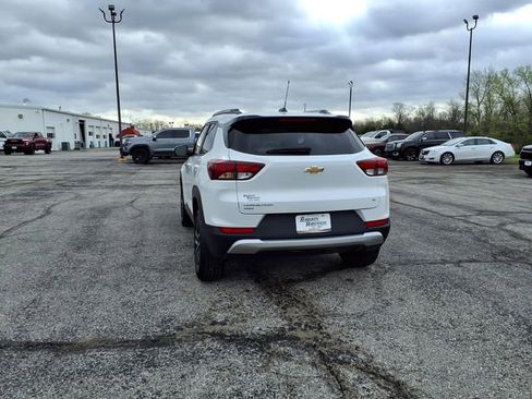 Used 2025 Chevrolet TrailBlazer LT AWD/4WD image 25