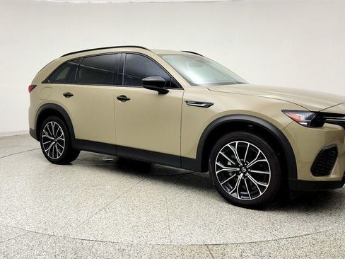 Used 2025 MAZDA CX-70 Plug-In Hybrid w/ Premium Pkg AWD/4WD image 3