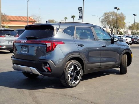 New 2026 Kia Seltos S image 5