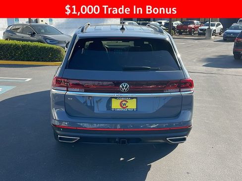 New 2026 Volkswagen Atlas SE FWD image 8