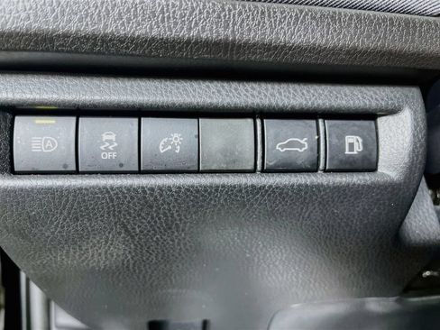 Used 2025 Toyota Camry LE w/ Convenience Package FWD image 13