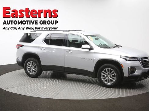 Used 2022 Chevrolet Traverse LT FWD image 48