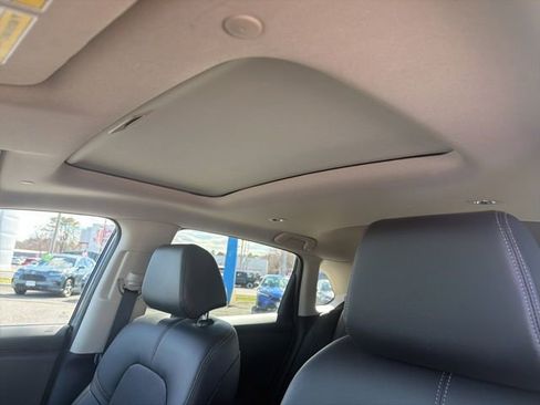 Used 2023 Honda HR-V EX-L image 14