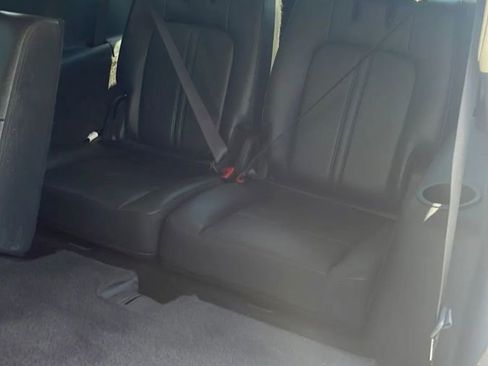 Used 2019 Lincoln MKT AWD image 13