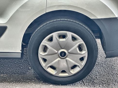 Used 2017 Ford Transit Connect XL image 31