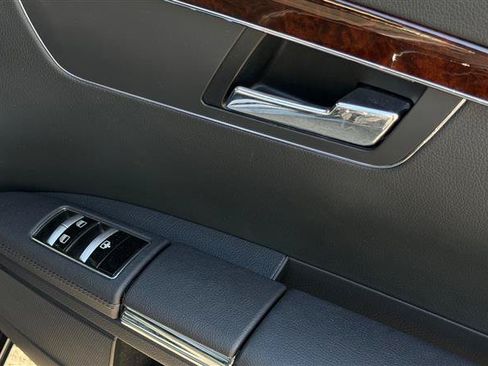 Used 2012 Mercedes-Benz S 550 4MATIC image 36