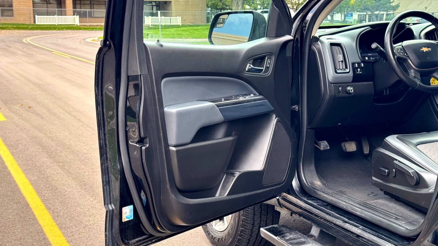 Used 2019 Chevrolet Colorado Z71 RWD image 9