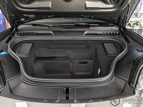 Used 2025 Porsche Macan Turbo Electric AWD/4WD image 6