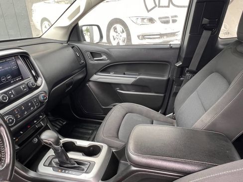 Used 2022 Chevrolet Colorado LT w/ Fleet Safety Package RWD image 23