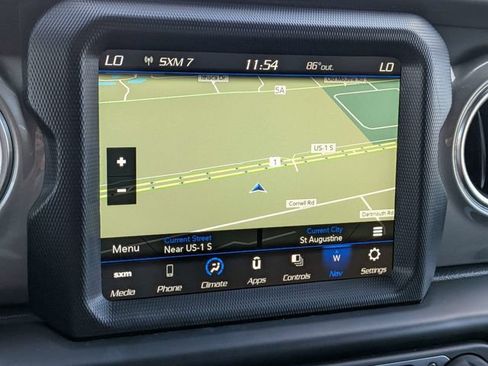 Used 2022 Jeep Wrangler Unlimited Sahara w/ Safety Group AWD/4WD image 26