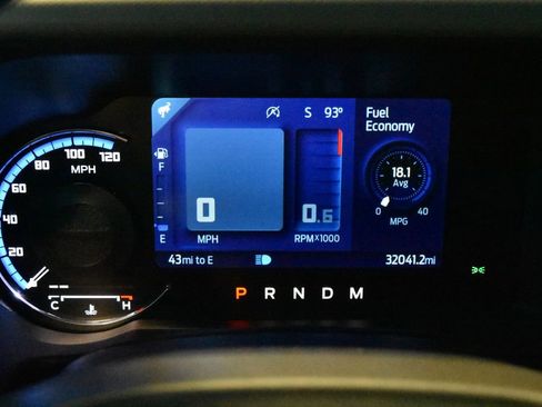 Used 2023 Ford Bronco Badlands image 18