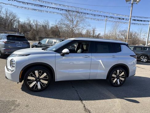 New 2026 Mitsubishi Outlander SEL AWD/4WD image 7