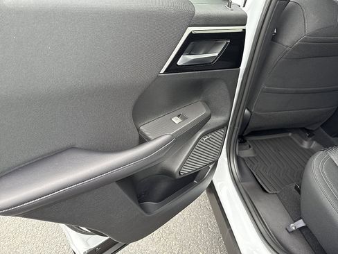 New 2025 Mitsubishi Outlander ES image 26