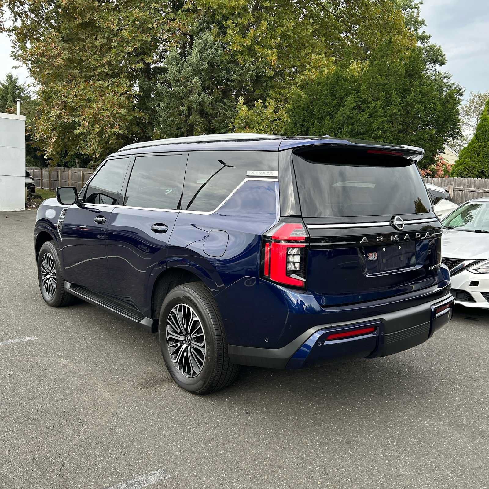 Used 2025 Nissan Armada Platinum AWD/4WD image 13