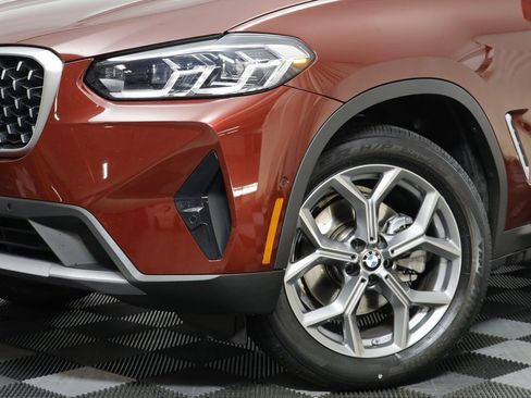 Certified 2025 BMW X4 xDrive30i image 3