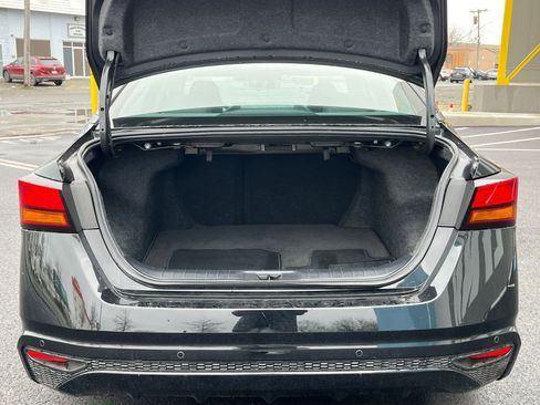 Used 2025 Nissan Altima 2.5 SV image 29