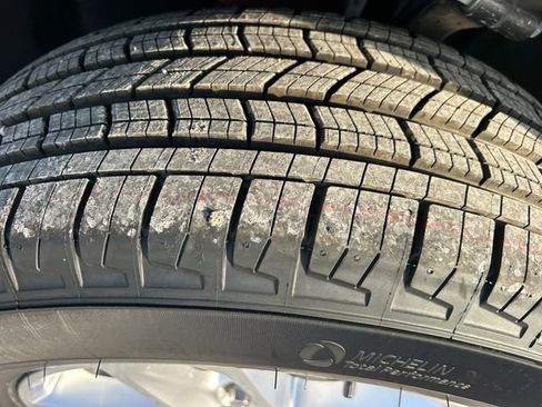 New 2026 Jeep Grand Cherokee Laredo AWD/4WD image 57