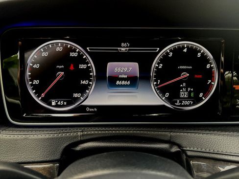 Used 2016 Mercedes-Benz S 550 Sedan image 20