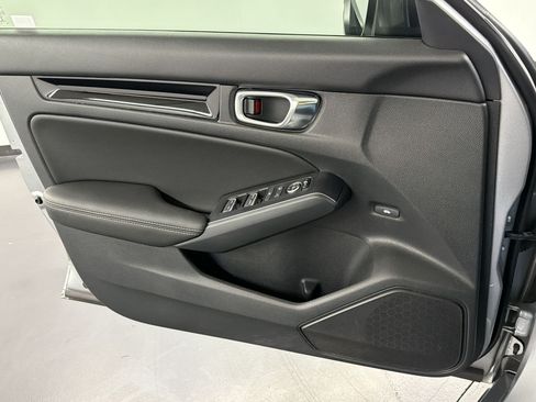 Certified 2022 Honda Civic Touring image 12