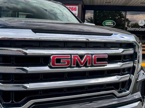 Used 2021 GMC Sierra 1500 SLE w/ Preferred Package AWD/4WD image 10