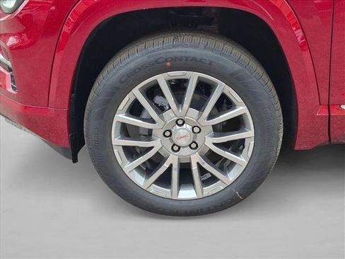 New 2026 GMC Terrain Denali w/ LPO, Floor Liner Package AWD/4WD image 10