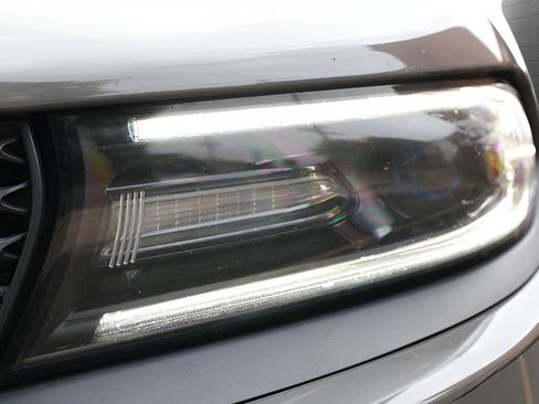 Used 2018 Dodge Charger R/T image 42