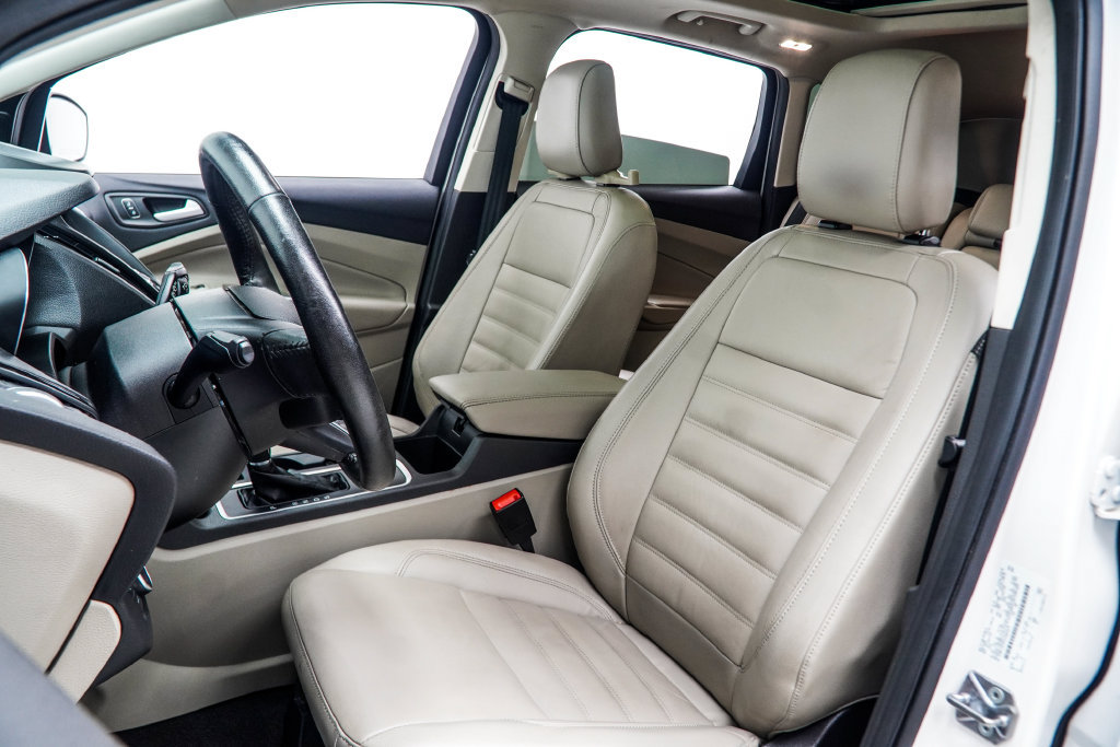 Used 2019 Ford Escape Titanium FWD image 39
