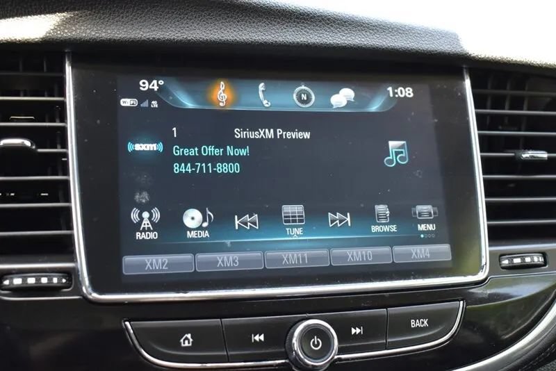 Used 2020 Buick Encore Essence FWD image 23